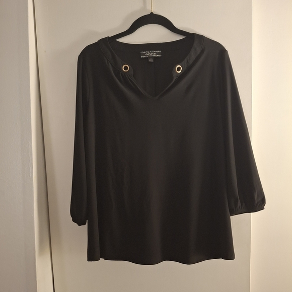 Corvia Tops - Corvia Black Women's Top with Gold Accents